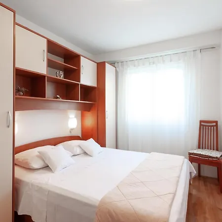 Vlahovic Apartment *